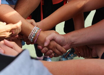 Mezinárodní den dobrovolníků