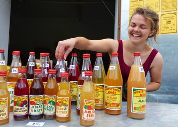 Staň se dobrovolníkem na Jablečné slavnosti